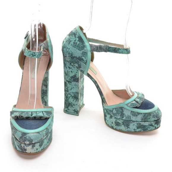 Michael Van der Ham Green Fabric Ruffle Platform Pumps 39 Designer Runway - Picture 2 of 7